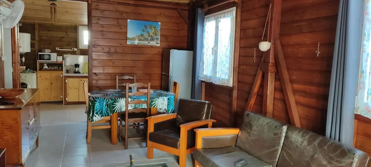 Villa Wooden Kaz, Meublé de Tourisme 2 étoiles à Le Moule